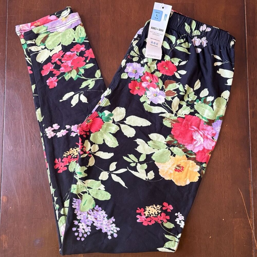 Woman's leggings flowers floral zen garden multicolor hippy leaves vintage NEW